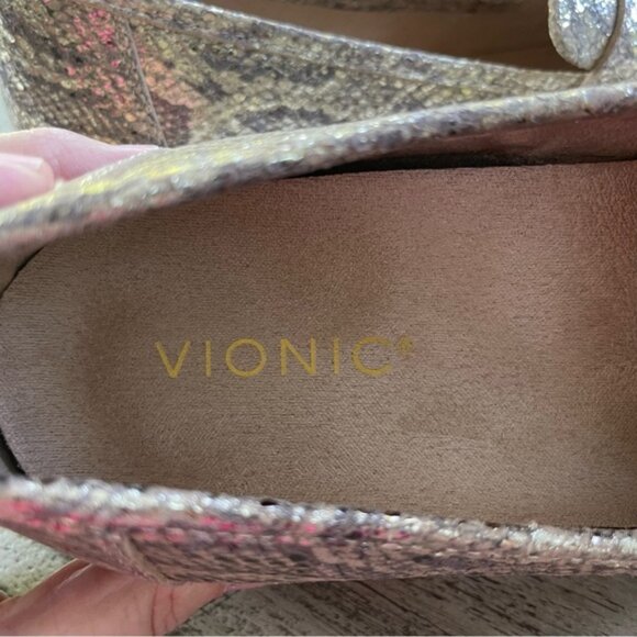 Vionic Cheryl II Metallic Gold Slip On Loafers Womens Size 95 - Picture 4 of 7